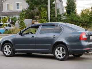 2009 Skoda Octavia II (A5) Рестайлинг, серый, 820000 рублей, вид 5