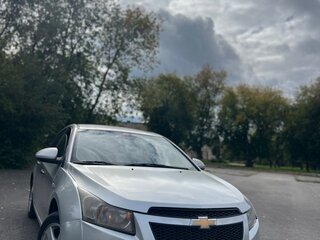 2014 Chevrolet Cruze I Рестайлинг, серебристый, 495000 рублей, вид 1