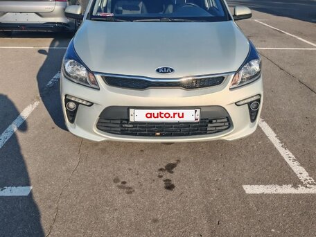 2018 Kia Rio IV, бежевый, 1350000 рублей, вид 1