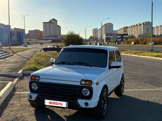 2016 Lada (ВАЗ) 2121 (4x4) Urban I Рестайлинг, белый, 630000 рублей, вид 3