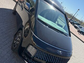 2023 Hyundai Staria I, чёрный, 6950000 рублей, вид 2