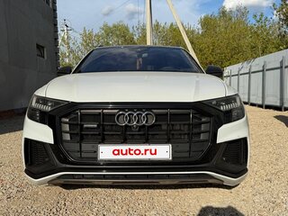 2020 Audi Q8 45 TDI I (4M), белый, 5000000 рублей, вид 2