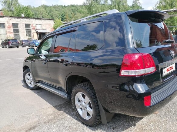 2011 Toyota Land Cruiser 200 Series, чёрный - вид 4