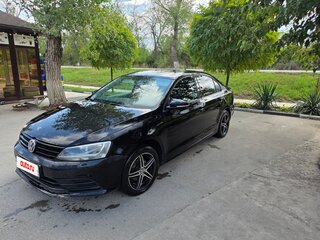2015 Volkswagen Jetta VI Рестайлинг, чёрный, 700000 рублей, вид 1
