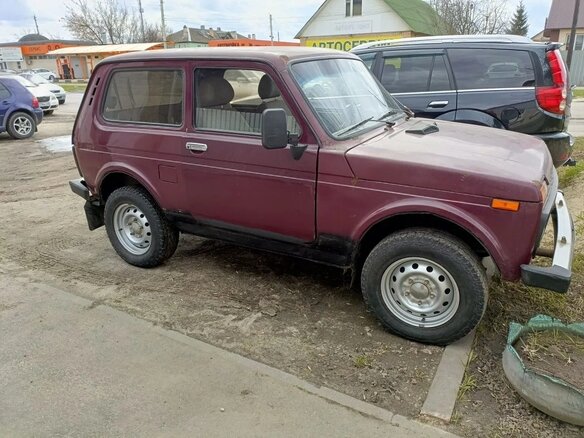 1996 Lada (ВАЗ) 2121 (4x4) I Рестайлинг, красный, 250000 рублей - вид 1