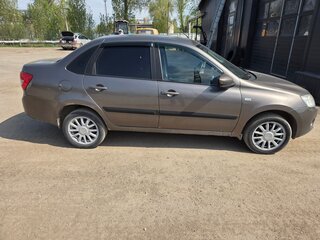 2015 Lada (ВАЗ) Granta I, коричневый, 400000 рублей, вид 3