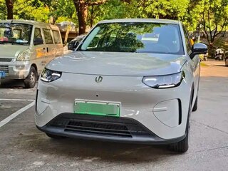2026 Leapmotor A10 39.8 kWh, серый, 1187000 рублей, вид 4