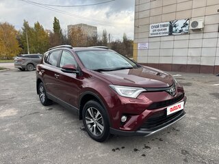 2018 Toyota RAV4 IV (XA40) Рестайлинг, красный, 2500000 рублей, вид 4