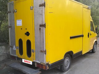 1995 Mercedes-Benz T1, жёлтый, 750000 рублей, вид 4