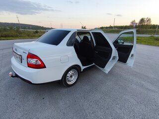 2015 Lada (ВАЗ) Priora I Рестайлинг, белый, 750000 рублей, вид 5
