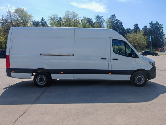 2021 Mercedes-Benz Sprinter, белый, 4100000 рублей - вид 1