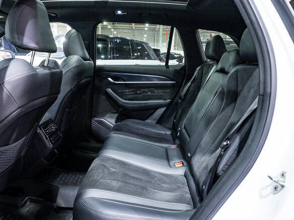 2024 Geely Monjaro I, белый, 3199585 рублей - вид 28