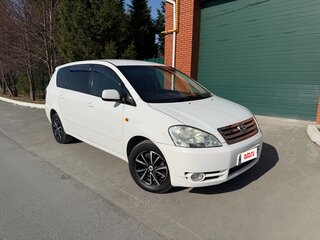 2002 Toyota Ipsum II (M20), белый, 690000 рублей, вид 1