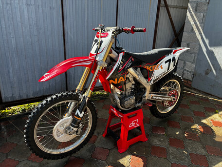 2012 Honda CRF 250R, красный, 315000 рублей, вид 2