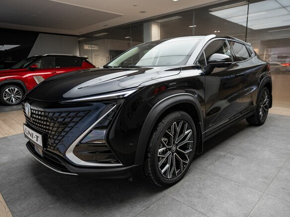 2024 Changan UNI-T I, чёрный, 3239900 рублей