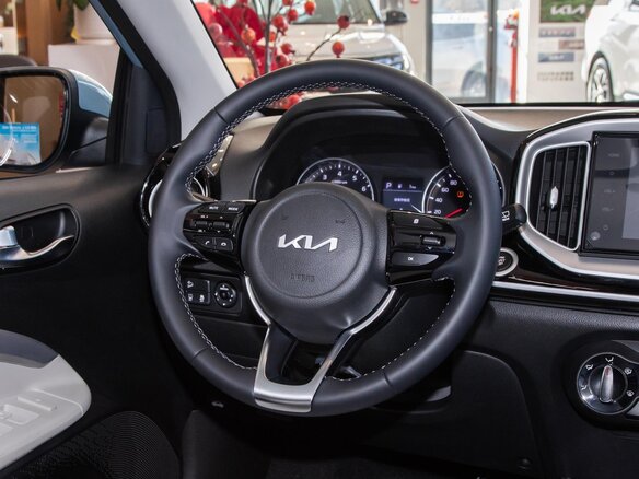 2026 Kia KX1, белый, 1720000 рублей - вид 17