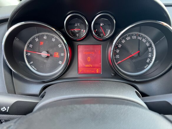 2012 Opel Astra GTC J Рестайлинг, белый, 890000 рублей - вид 6
