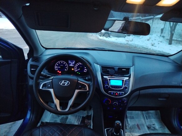 2014 Hyundai Solaris I, синий, 470000 рублей - вид 10