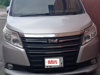 2016 Toyota Noah III (R80), серый, 1750000 рублей, вид 1