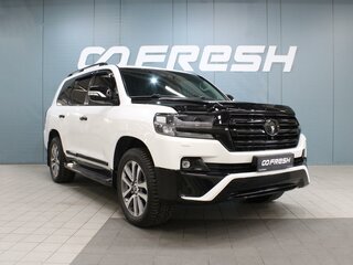 2018 Toyota Land Cruiser 200 Series Рестайлинг 2, белый, 6990000 рублей, вид 1