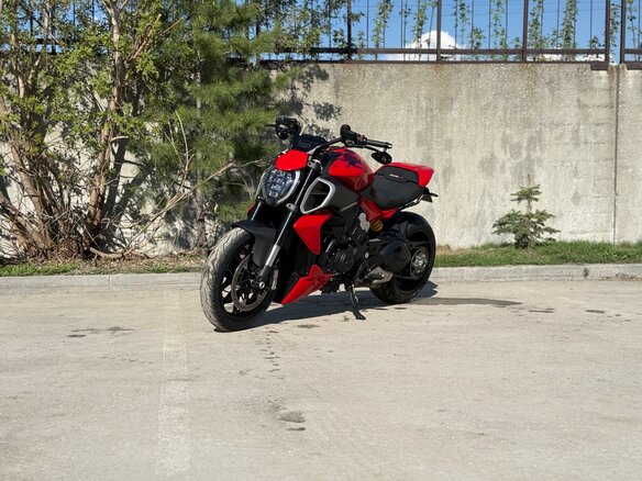 2023 Ducati Diavel V4, красный, 2999000 рублей - вид 2