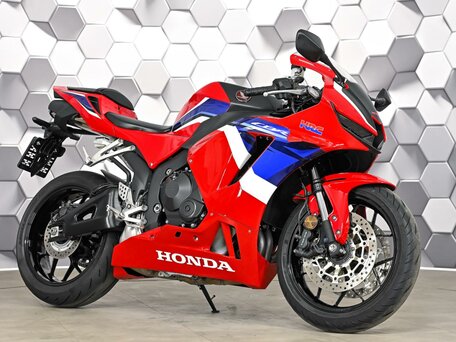 2021 Honda CBR 600RR, красный, 1177000 рублей, вид 1