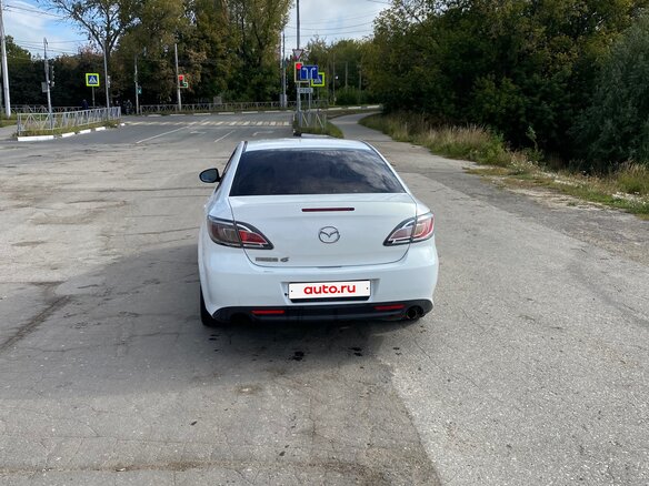 2011 Mazda 6 II (GH) Рестайлинг, белый, 830000 рублей - вид 2