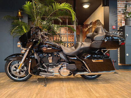 2023 Harley-Davidson Ultra Limited, чёрный, 4050000 рублей, вид 1