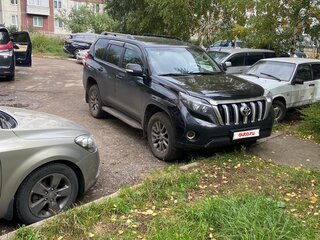 2014 Toyota Land Cruiser Prado 150 Series Рестайлинг 1, чёрный, 3750000 рублей, вид 1