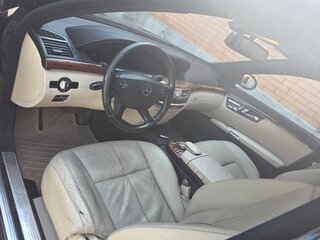 2008 Mercedes-Benz S-Класс 450 V (W221), чёрный, 1370000 рублей, вид 2