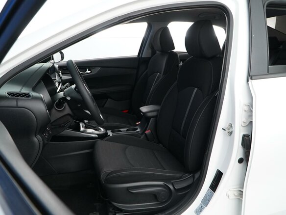 2018 Kia Cerato IV, белый, 1795444 рублей - вид 9