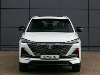 2025 Changan UNI-S I, белый, 3179900 рублей, вид 2