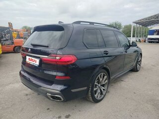 2021 BMW X7 M50i I (G07), чёрный, 8500000 рублей, вид 3