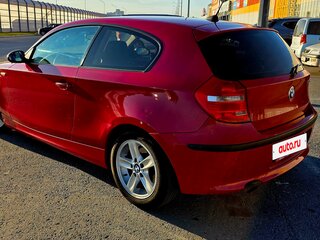 2008 BMW 1 серии 116i I (E81/E82/E87/E88) Рестайлинг, красный, 515000 рублей, вид 3