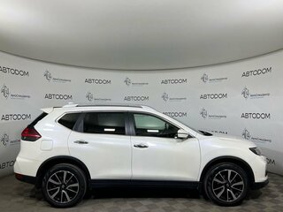 2021 Nissan X-Trail III Рестайлинг, белый, 2017700 рублей, вид 4