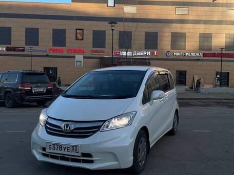 Honda Freed I Рестайлинг