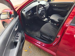2017 Kia Rio IV, красный, 1290000 рублей, вид 5