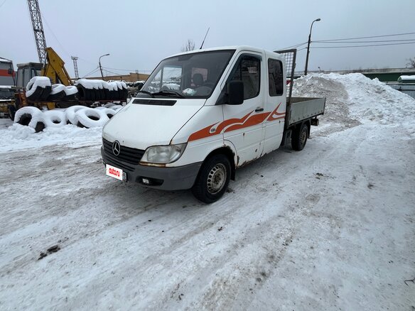 2002 Mercedes-Benz Sprinter, белый, 900000 рублей - вид 1