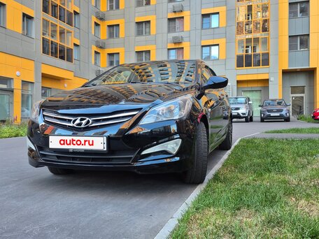 2016 Hyundai Solaris I Рестайлинг, белый, 660000 рублей, вид 4