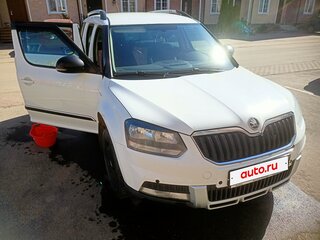 2016 Skoda Yeti I Рестайлинг, белый, 1250000 рублей, вид 4