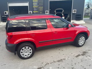 2011 Skoda Yeti I, красный, 870000 рублей, вид 3