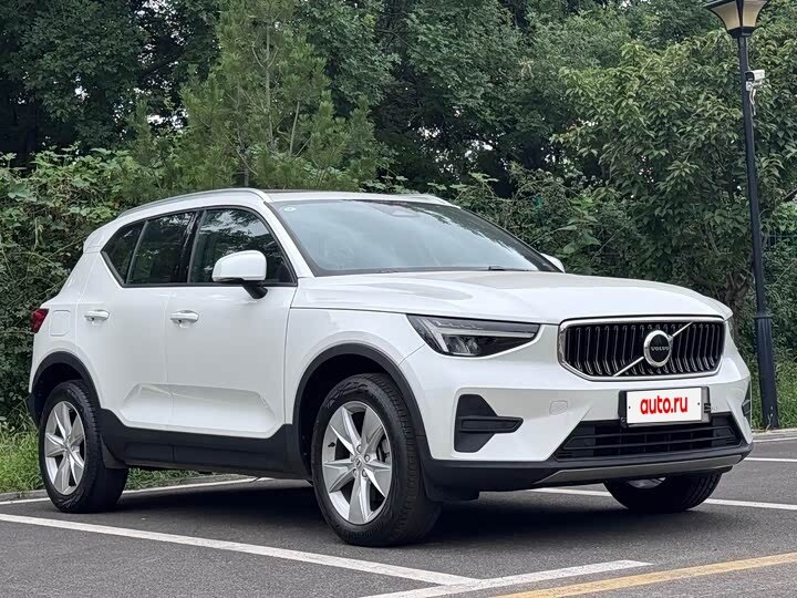 Открыть фотографии: Volvo XC40 I Рестайлинг