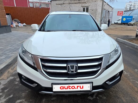 2014 Honda Crosstour I Рестайлинг, белый, 1590000 рублей