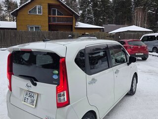 2020 Daihatsu Move VI Рестайлинг, белый, 930000 рублей, вид 2