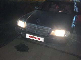 1997 Mercedes-Benz C-Класс 200 I (W202), синий, 120000 рублей, вид 1