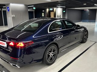 2024 Mercedes-Benz E-Класс 300 VI (W214, S214), синий, 7930000 рублей, вид 4