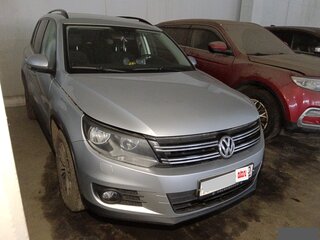 2011 Volkswagen Tiguan I, серебристый, 635000 рублей, вид 3