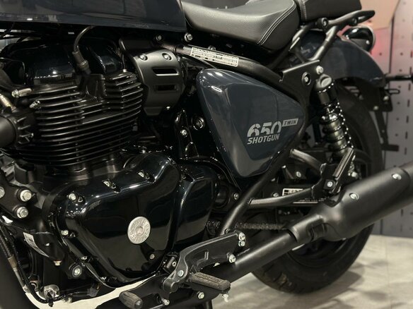 2026 Royal Enfield Shotgun, чёрный, 722000 рублей - вид 17