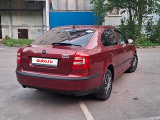 2008 Skoda Octavia II (A5), красный, 450000 рублей, вид 3