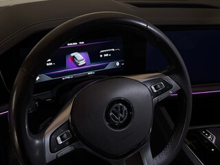 2019 Volkswagen Touareg III, белый, 6100000 рублей, вид 5